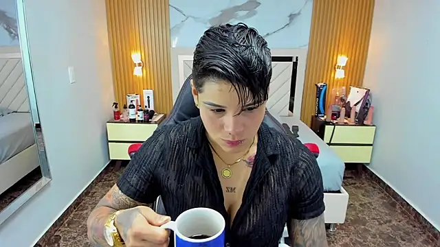 KAROLLJONES1 online show from October 10, 10:54 pm