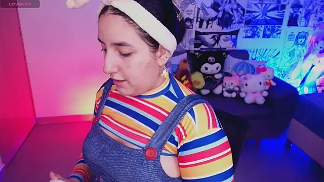 Snapshot of ambar_lover chatting on October 27, 8:32 pm ambar lover online show from October 27, 8:32 pm