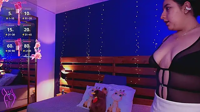 Snapshot of ambar_lover chatting on October 19, 8:11 pm ambar lover online show from October 19, 8:11 pm