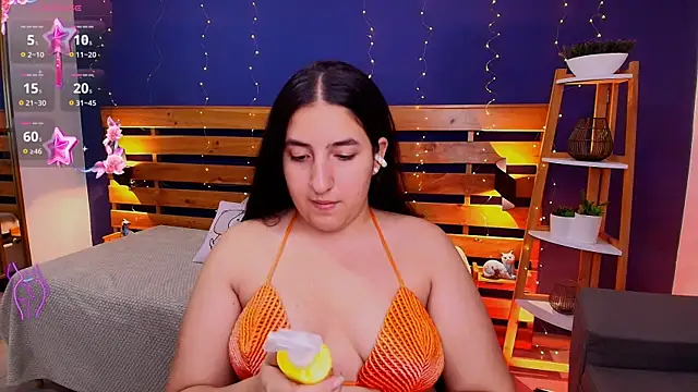 Snapshot of ambar_lover chatting on September 18, 3:09 am ambar lover online show from September 18, 3:09 am