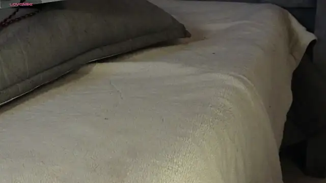 Snapshot of Ice_Princess_ chatting on November 14, 4:32 pm Ice Princess online show from November 14, 4:32 pm