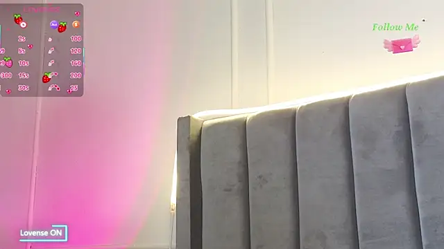 Snapshot of Ice_Princess_ chatting on November 6, 2:10 pm Ice Princess online show from November 6, 2:10 pm