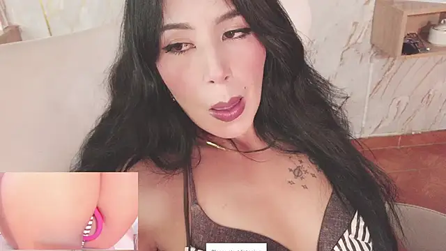 Miss Charlottet online show from March 8, 11:41 pm