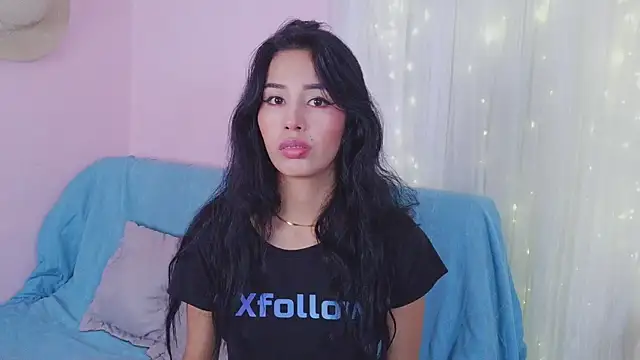 Miss Charlottet online show from May 2, 3:01 am