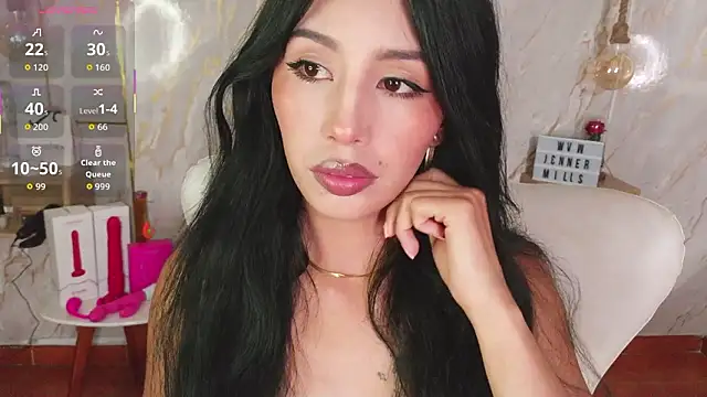 Miss Charlottet online show from March 13, 11:54 pm