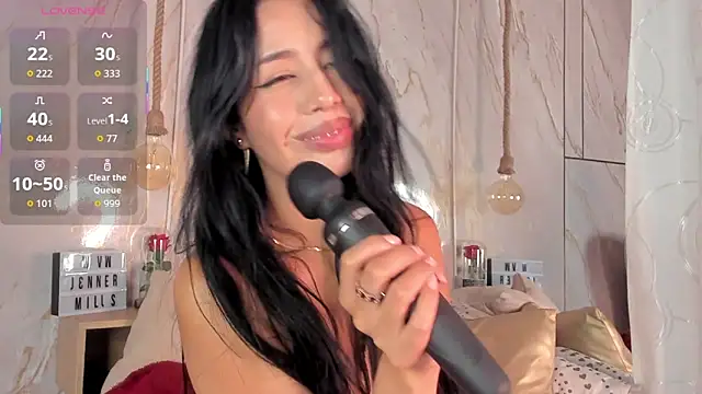 Miss Charlottet online show from March 15, 9:49 am