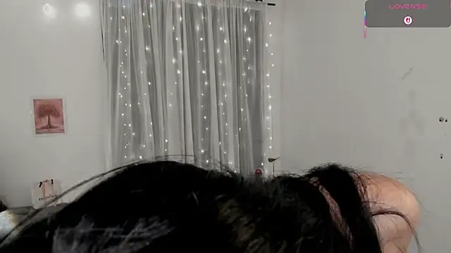 Miss Charlottet online show from November 20, 8:09 pm