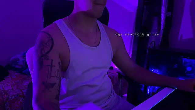 edwinsalvatorex online show from December 17, 6:07 am