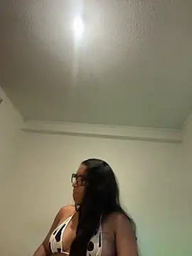 princesaliay online show from July 13, 11:09 am
