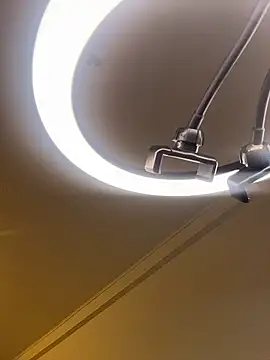 princesaliay online show from January 8, 10:21 am