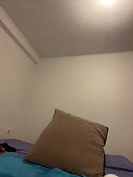 princesaliay online show from April 9, 11:05 am