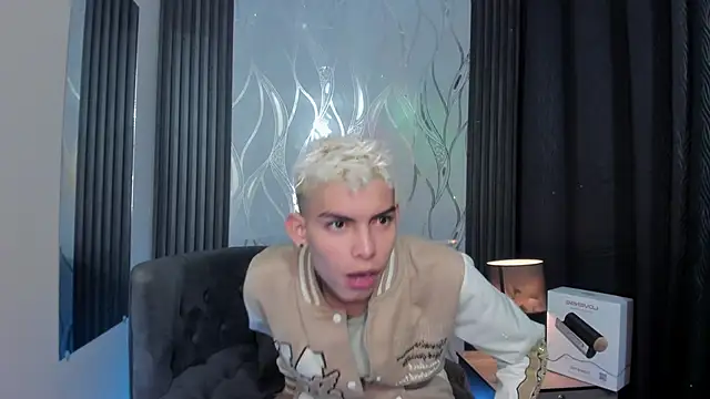 Room 69x online show from January 10, 4:08 am