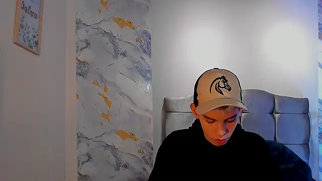 Room 69x online show from March 17, 12:08 pm