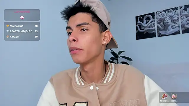 Room 69x online show from November 29, 9:09 am