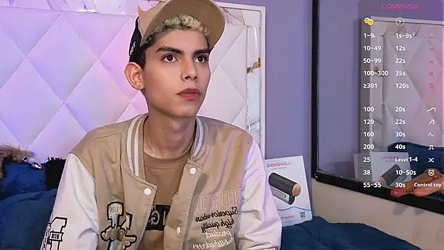 Room 69x online show from March 19, 8:09 pm