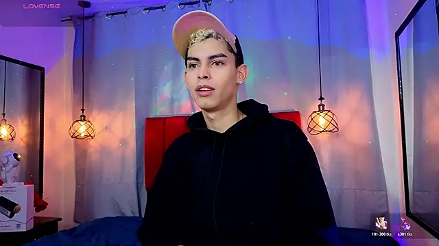 Room 69x online show from March 6, 12:11 pm