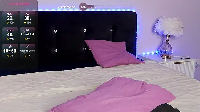 Milla Ciao online show from November 13, 5:11 am