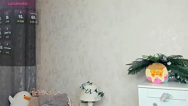 roxydolll online show from December 1, 2:12 am