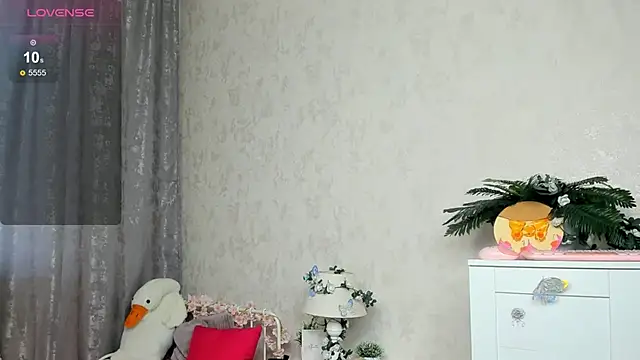 roxydolll online show from November 19, 2:00 am