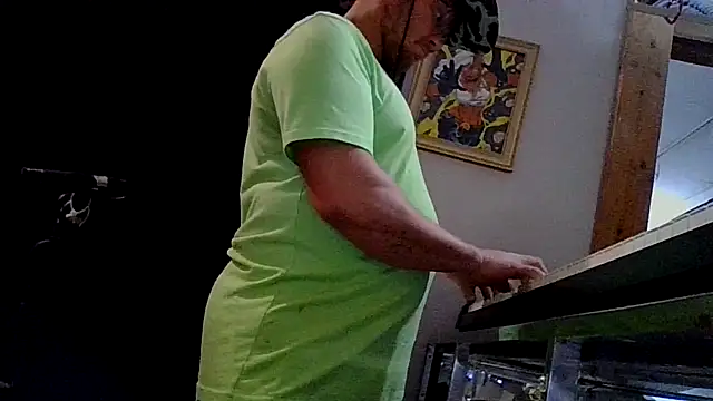 Pussyismyfavoritetaste online show from May 24, 3:50 am