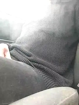 Snapshot of lynxman chatting on October 8, 11:45 am lynxman online show from October 8, 11:45 am