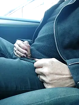 Snapshot of lynxman chatting on October 24, 7:40 am lynxman online show from October 24, 7:40 am