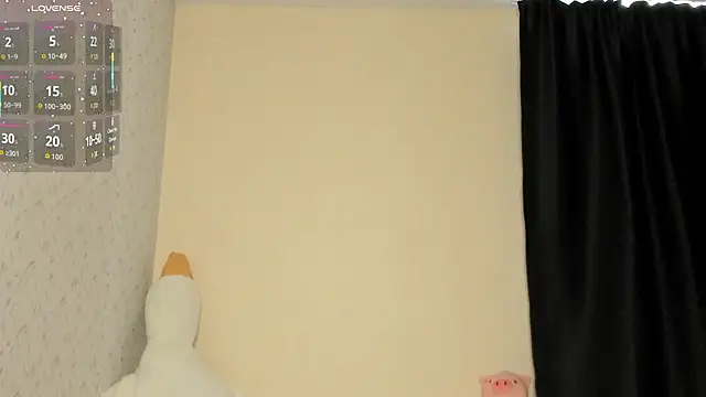 succubantra online show from February 28, 11:10 am