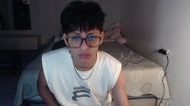 Snapshot of sung_yol chatting on September 18, 6:05 am sung yol online show from September 18, 6:05 am