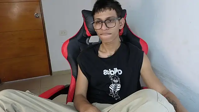 sung yol online show from April 8, 6:53 pm