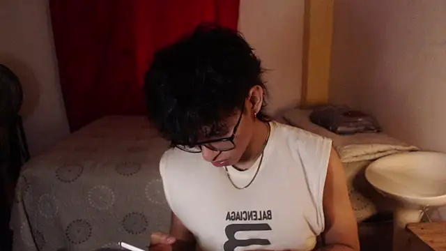 sung yol online show from November 22, 6:18 pm