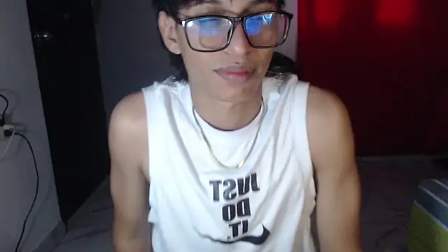 Snapshot of sung_yol chatting on October 3, 9:38 pm sung yol online show from October 3, 9:38 pm