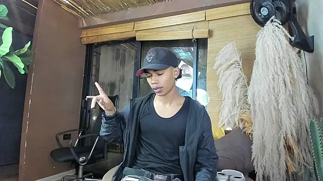 AlanCutee online show from November 28, 11:43 am