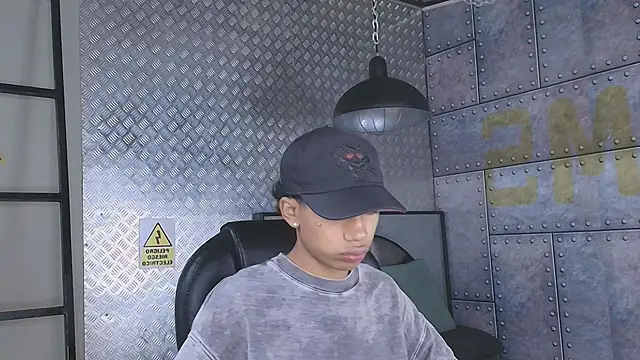 AlanCutee online show from September 29, 11:27 am