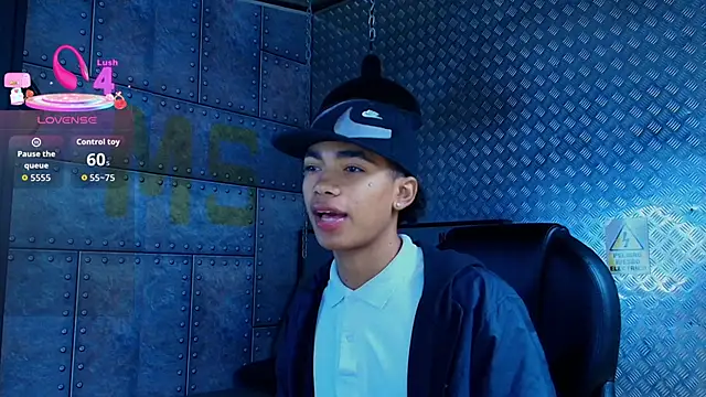 AlanCutee online show from October 26, 12:27 pm