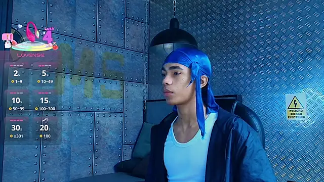 AlanCutee online show from October 25, 1:01 pm