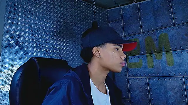 AlanCutee online show from September 23, 11:17 am