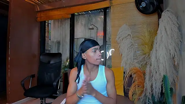 AlanCutee online show from December 18, 12:31 pm