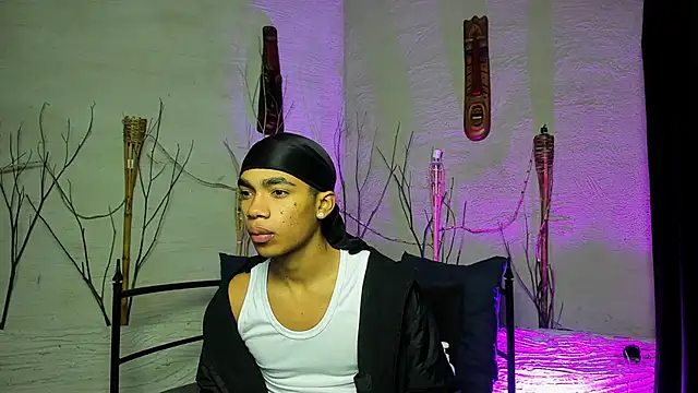 AlanCutee online show from February 8, 1:31 pm