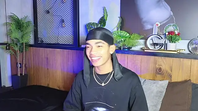 AlanCutee online show from May 7, 12:08 pm