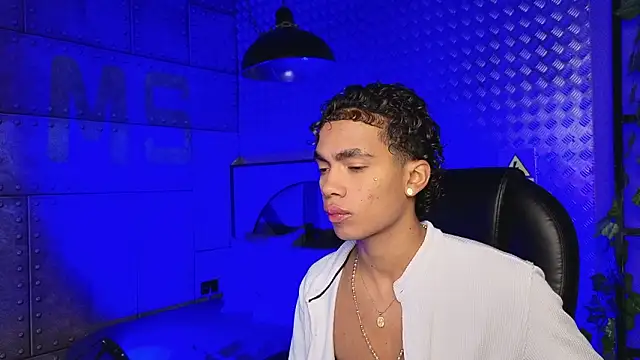 AlanCutee online show from March 29, 4:03 am