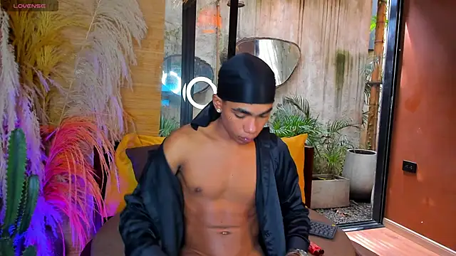 AlanCutee online show from January 5, 5:27 pm