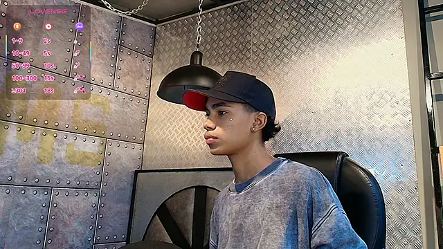 AlanCutee online show from September 15, 12:05 pm