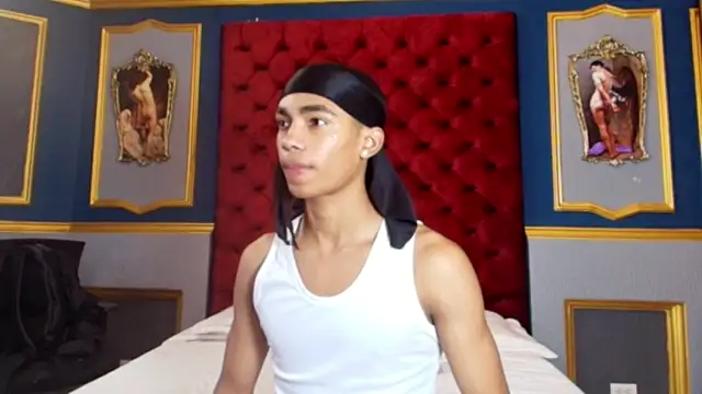 AlanCutee online show from December 15, 8:14 pm