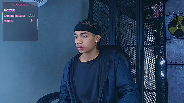 AlanCutee online show from October 7, 11:44 am