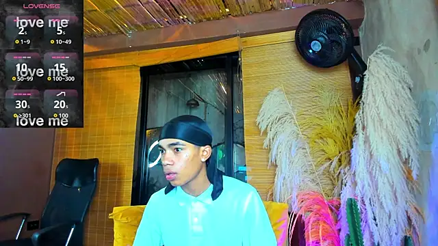 AlanCutee online show from January 9, 11:17 am