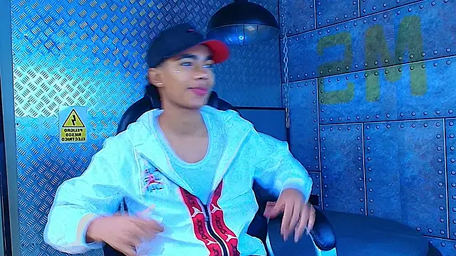 AlanCutee online show from November 1, 11:59 am