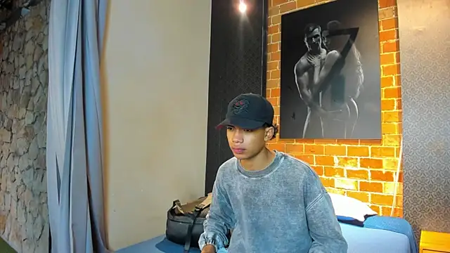 AlanCutee online show from November 8, 11:36 am