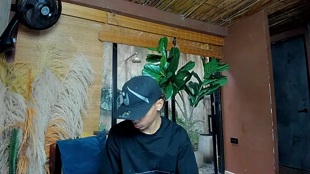 AlanCutee online show from February 18, 12:34 pm