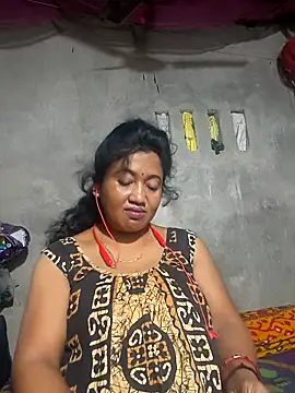 Cute-Swewty online show from September 19, 2:43 pm