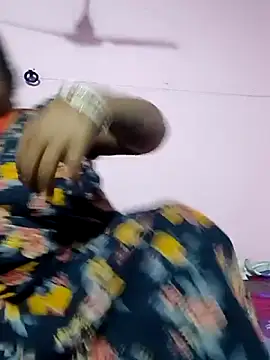 Cute-Swewty online show from December 18, 1:04 pm